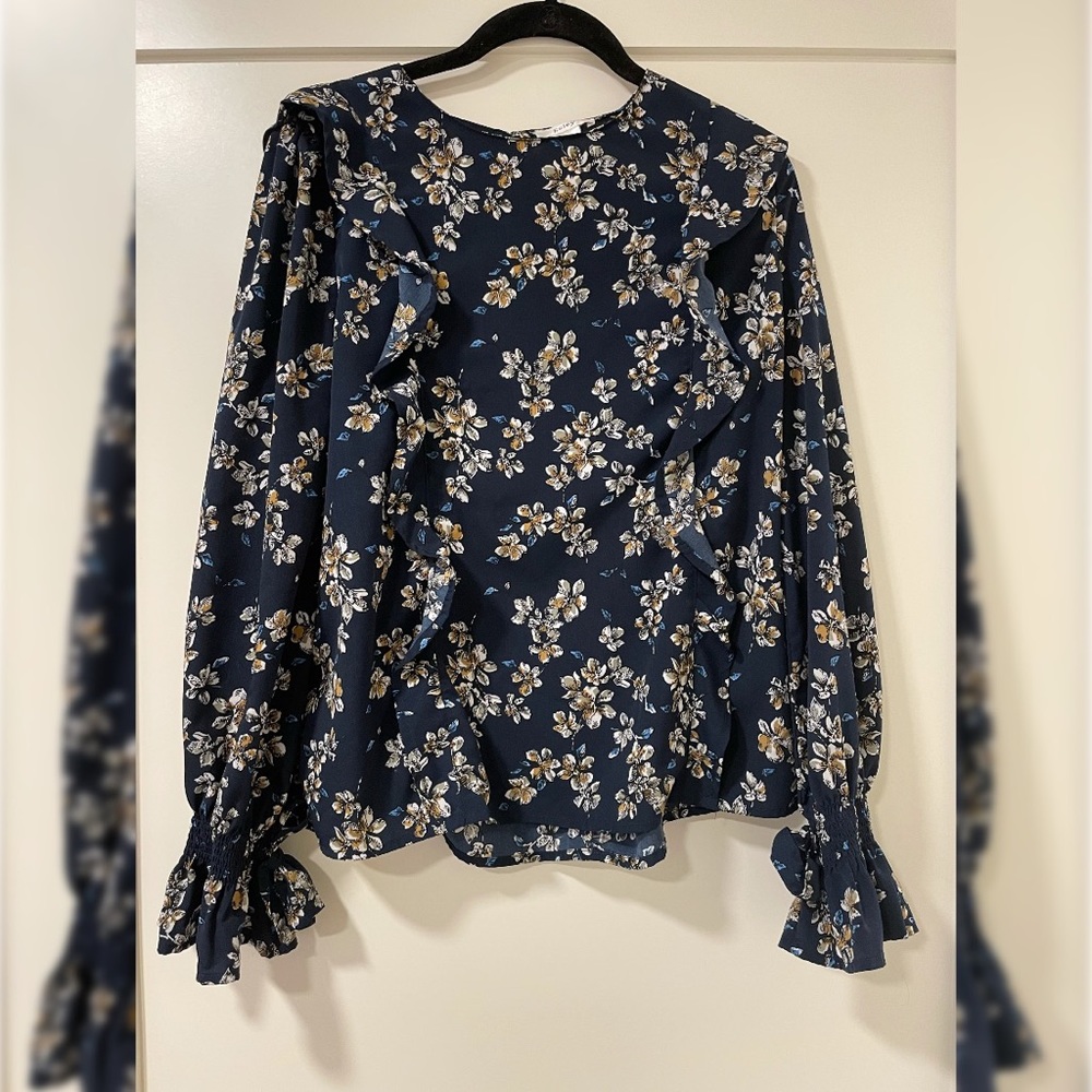 Ruffled top